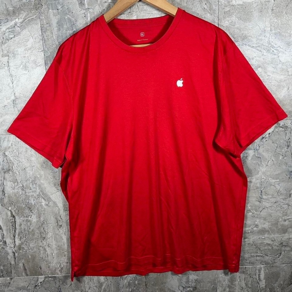 Apple Store Employee T-Shirt Size XL Red Crew Short‎ Sleeve Casual Tee  Workwear